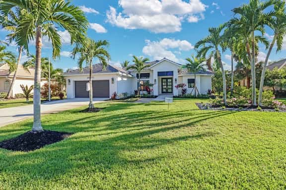 Luxury in Vanderbilt Lakes! - Image 1