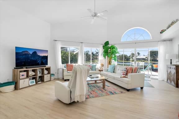 Welcome to your Bonita Springs Lakeside Paradise! - Image 4