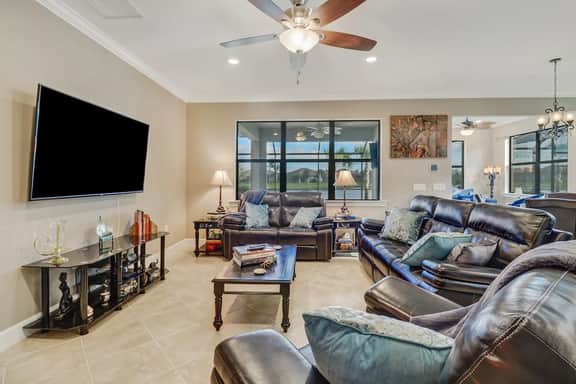 Winding Cypress Resort at Casa de Napoles - Image 3