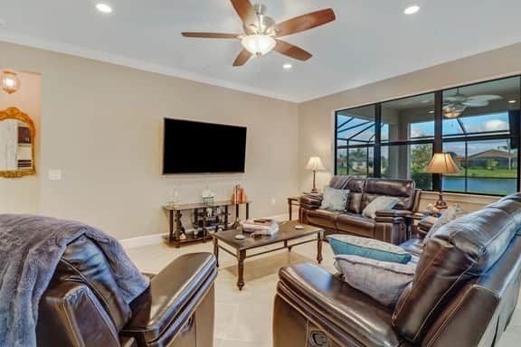 Winding Cypress Resort at Casa de Napoles - Image 2
