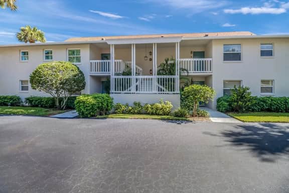 Welcome to Navarra Beach Condo! - Image 2