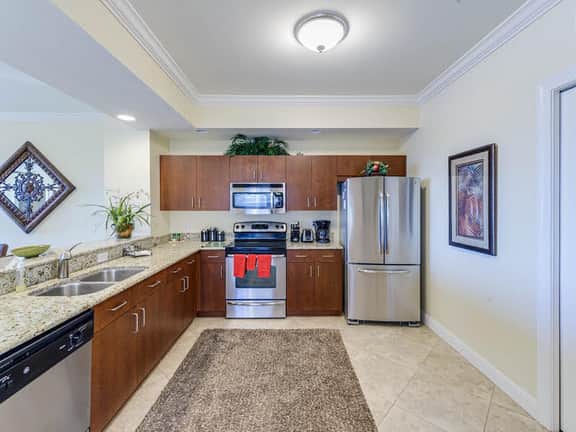 Welcome to Casual at Carlysle in Bonita Springs! - Image 5
